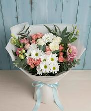Букет цветов из:  Розы, Лизиантусы и Хризантемы в Ясногорске Забайкальского края